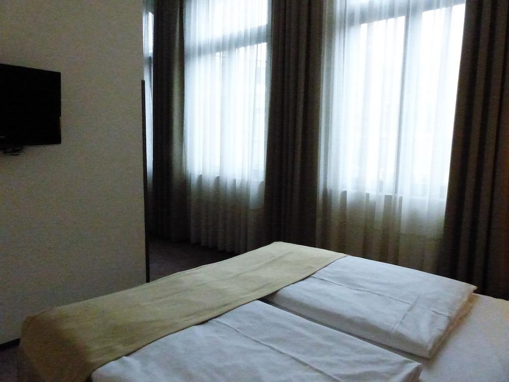 Grand Palace Hotel Hannover Exteriör bild